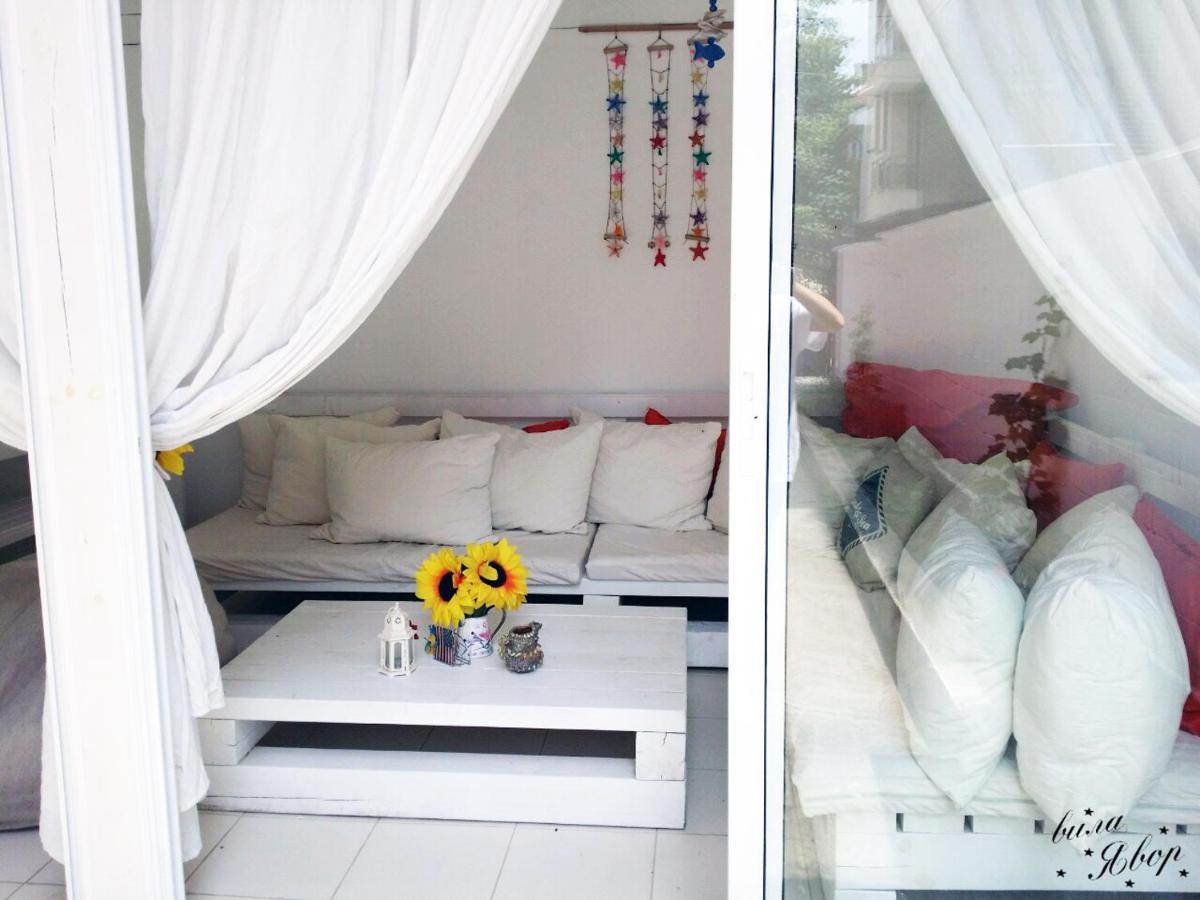 Hotel Yavor تساريفو المظهر الخارجي الصورة