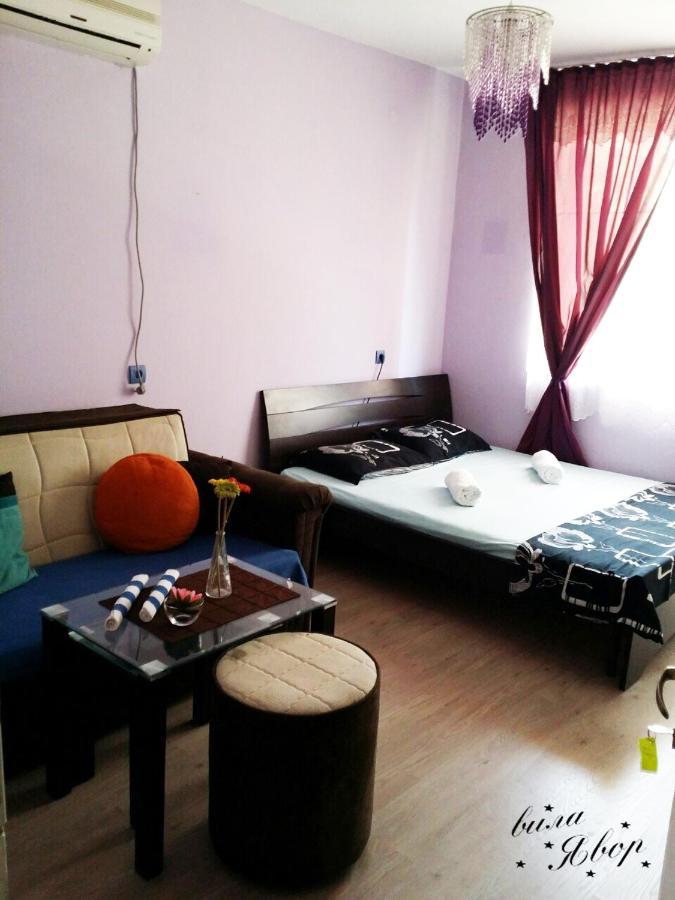 Hotel Yavor تساريفو المظهر الخارجي الصورة